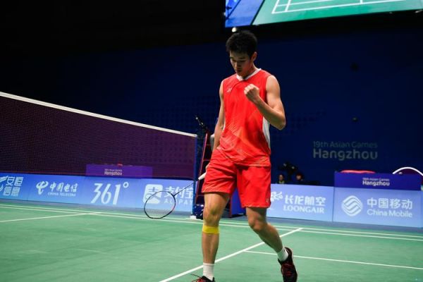 后卫和中场 后卫和中场